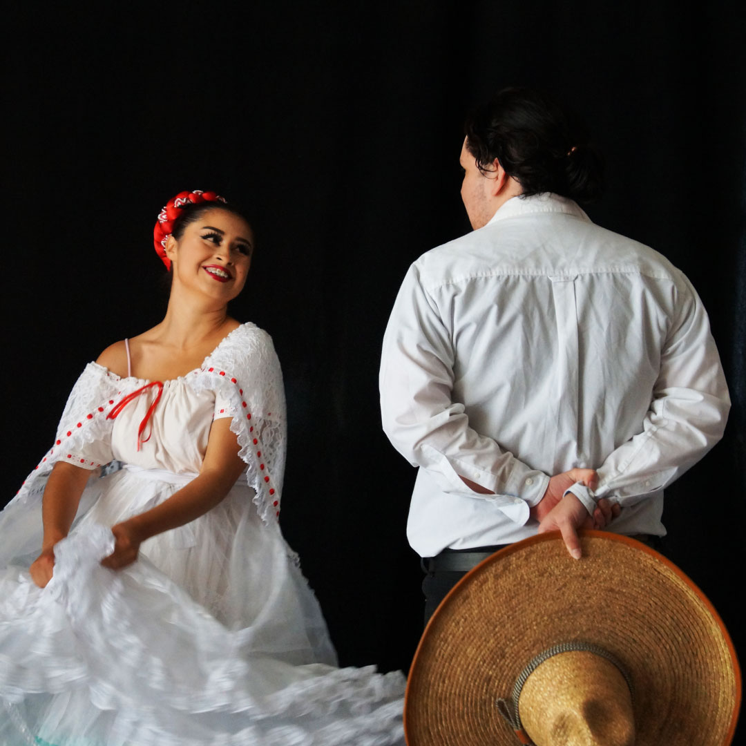 Presentación final de técnicas de danza II de la licenciatura en artes escénicas